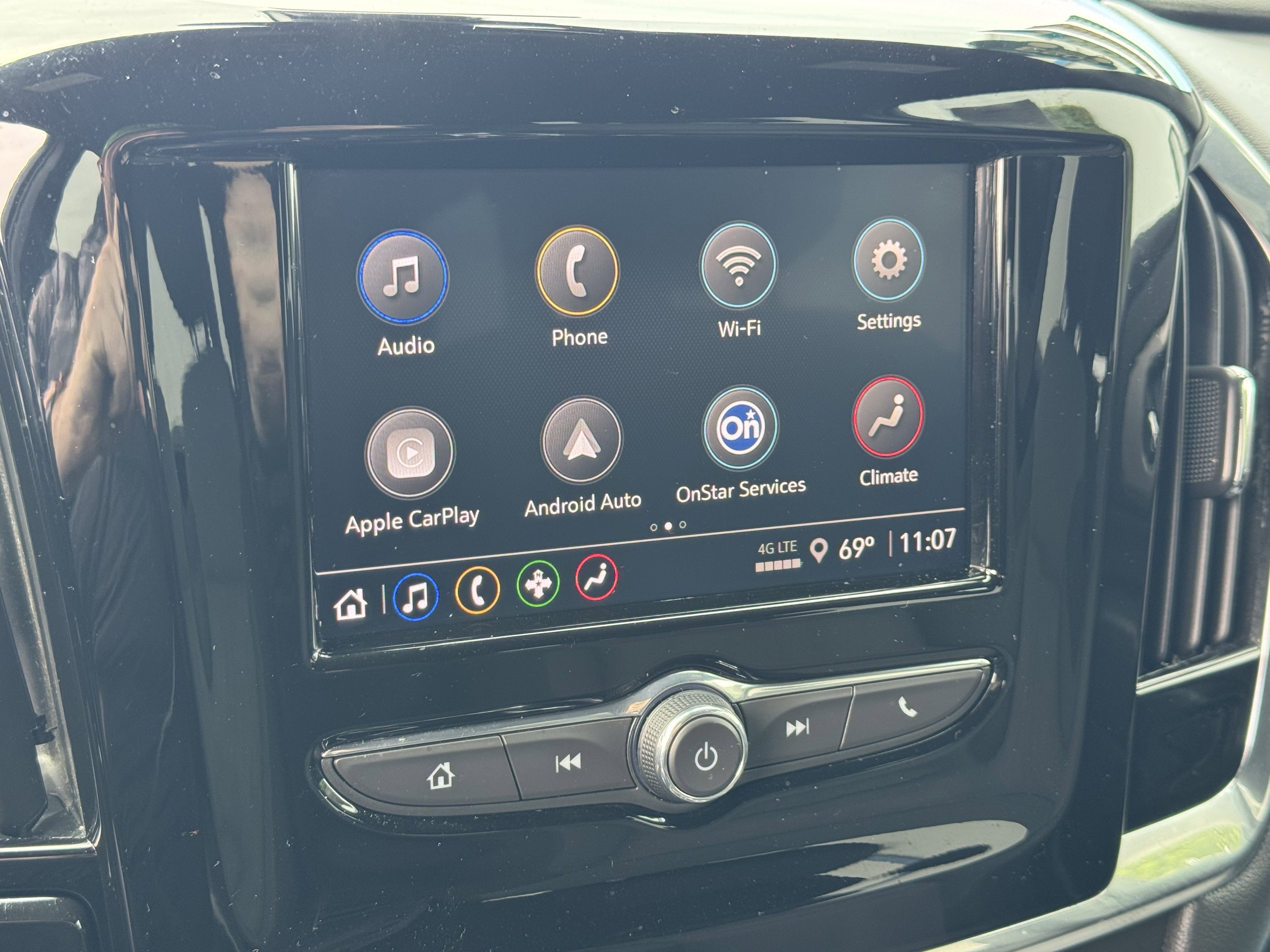 Used 2023 Chevrolet Traverse LT FWD image 30