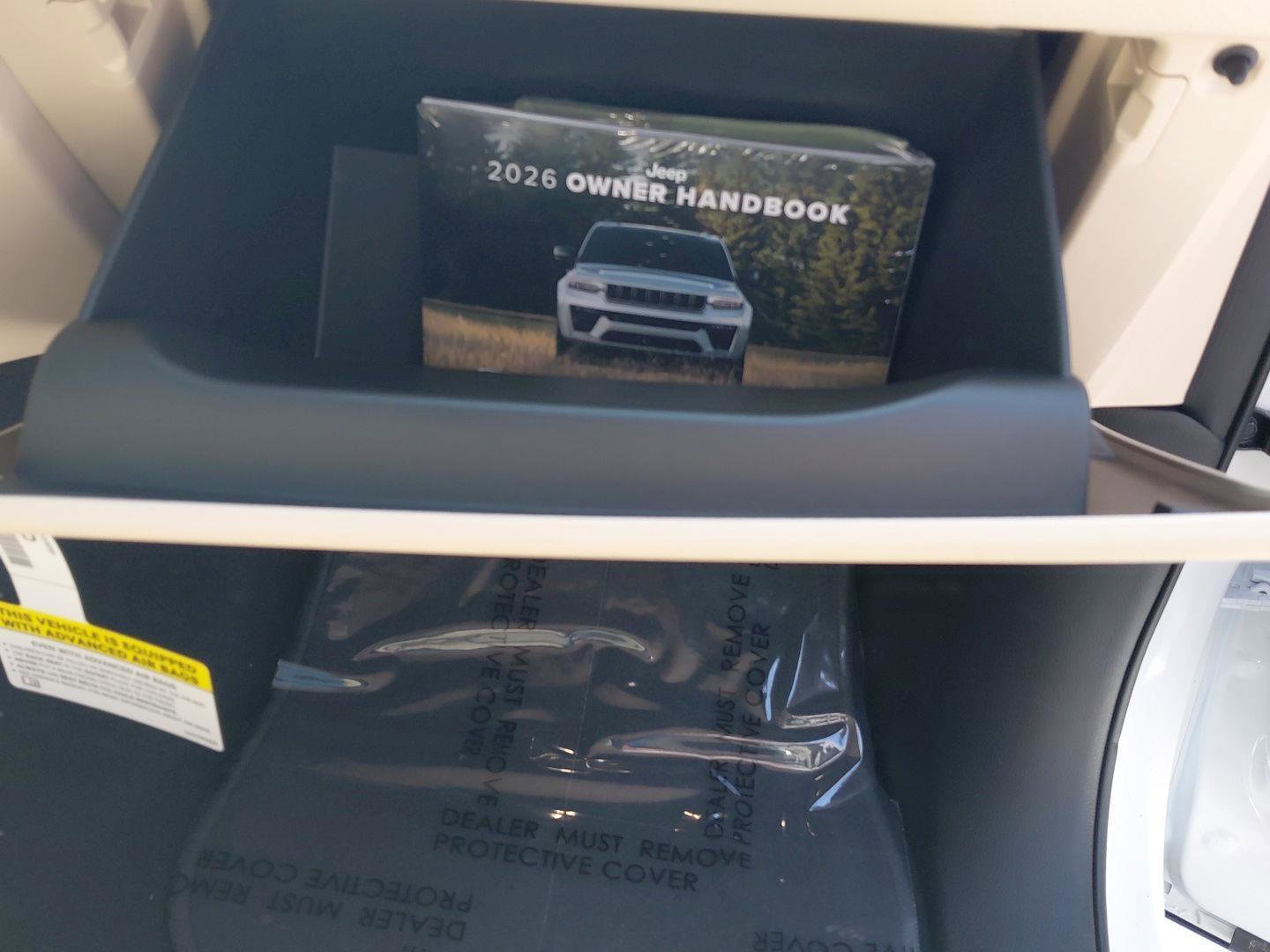 New 2026 Jeep Grand Cherokee Limited w/ Trailer Tow Package image 12