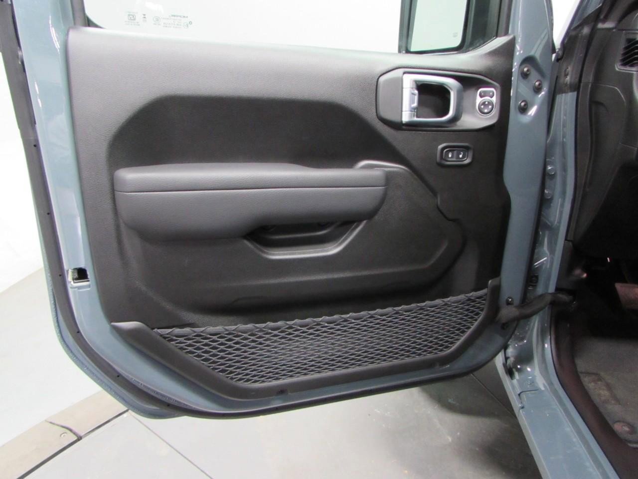 New 2026 Jeep Gladiator Sport AWD/4WD image 12