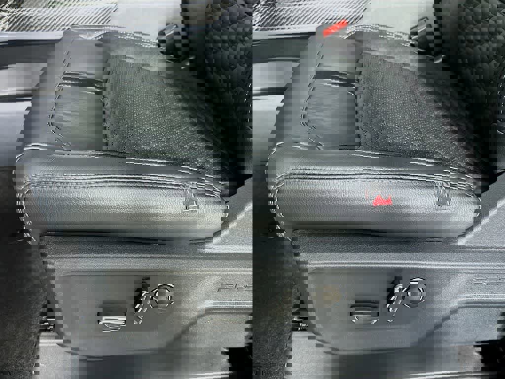 New 2025 Ford F150 Lariat w/ Equipment Group 502A High image 35