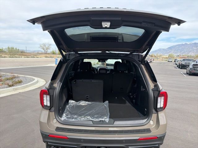New 2026 Ford Explorer ST AWD/4WD image 29