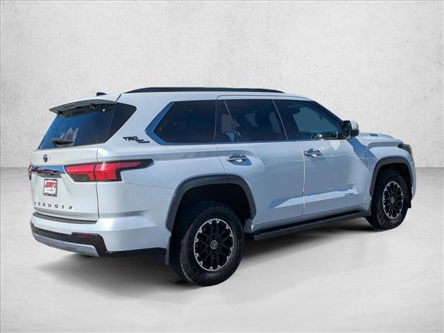 Used 2023 Toyota Sequoia Limited image 9