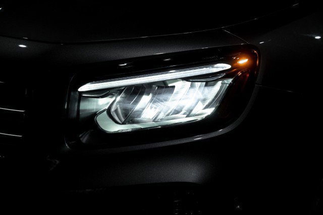 Certified 2025 Mercedes-Benz GLB 250 image 8