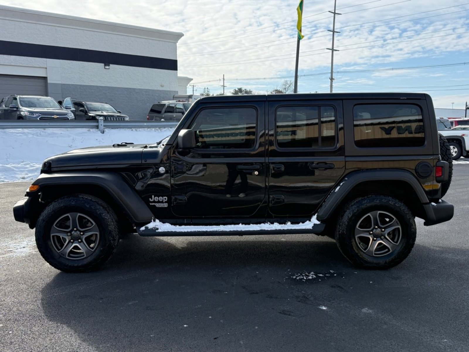 Used 2019 Jeep Wrangler Unlimited Sport w/ Cold Weather Group image 5