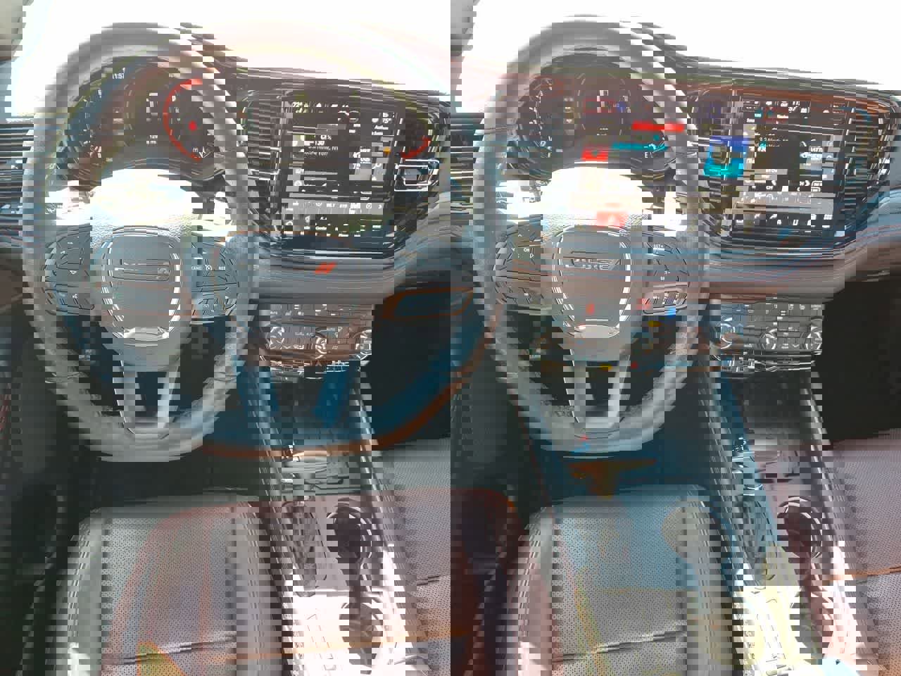 Used 2025 Dodge Durango R/T image 27