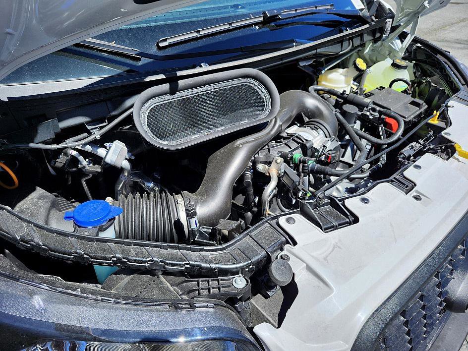 New 2024 Ford Transit 250 148 Medium Roof w/ Load Area Protection Package image 17