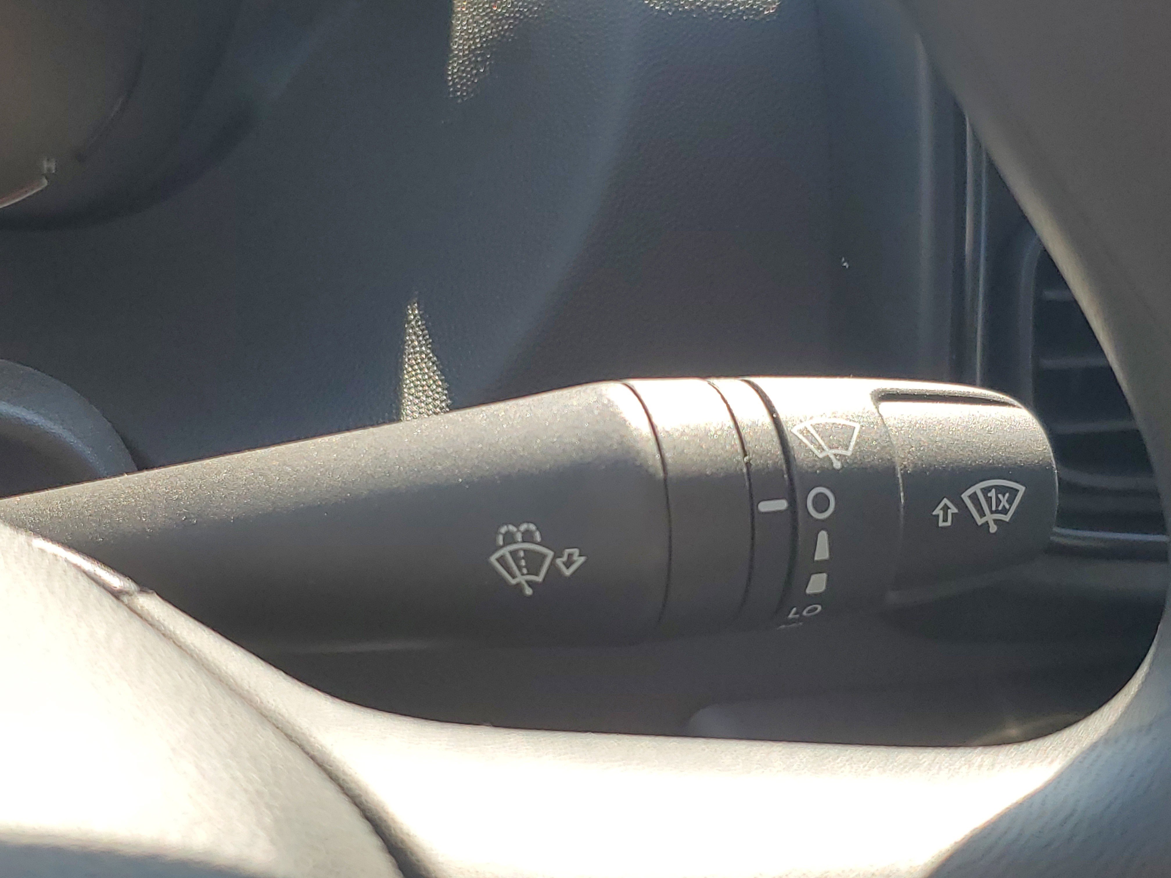 Used 2025 RAM ProMaster 2500 w/ Convenience Group image 13