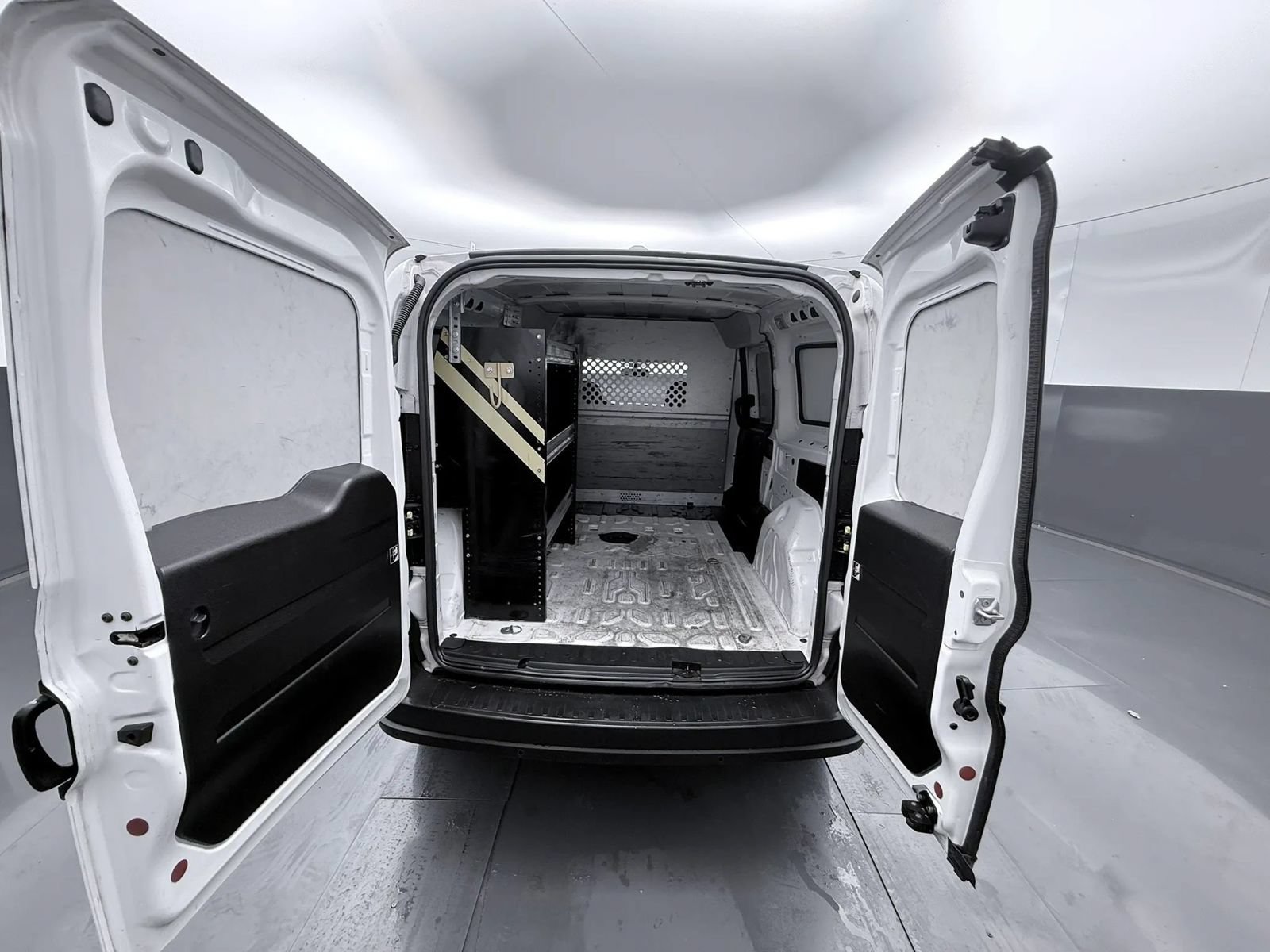 Used 2019 RAM ProMaster City Tradesman FWD image 25
