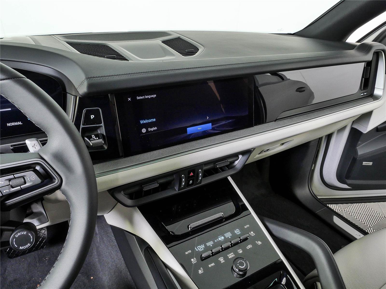 New 2026 Porsche Cayenne AWD/4WD image 13