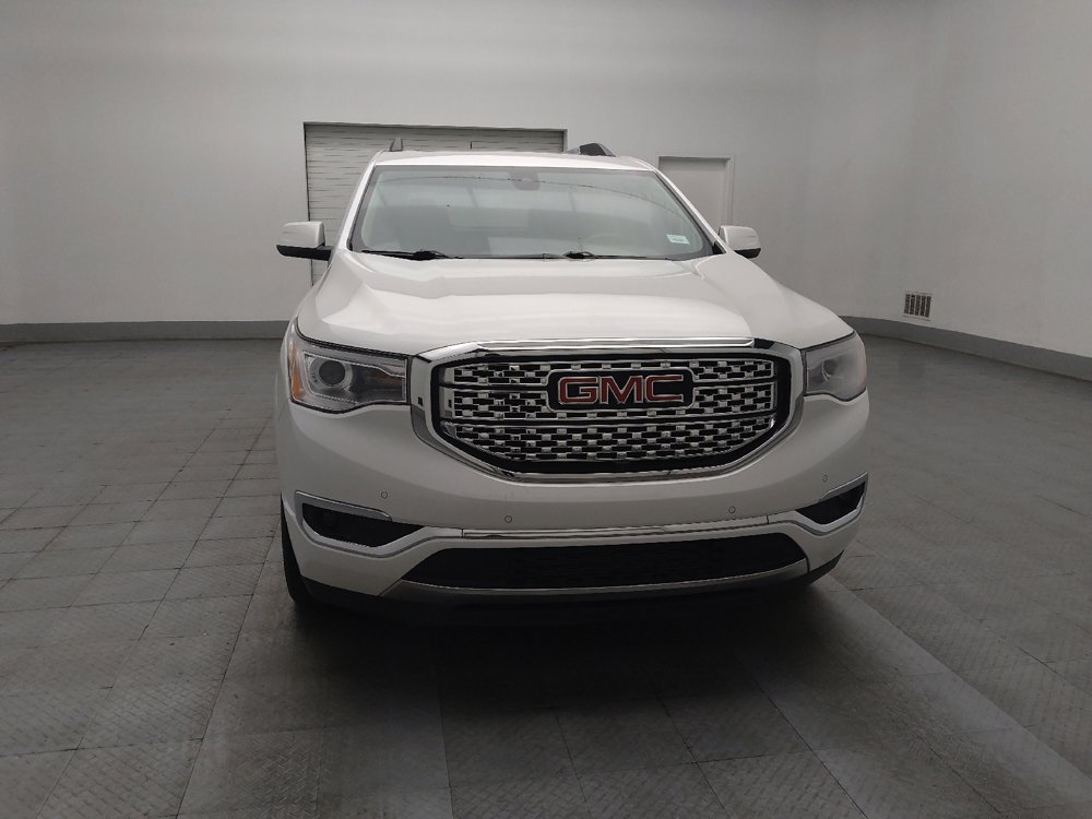 Used 2017 GMC Acadia Denali w/ Technology Package FWD image 14