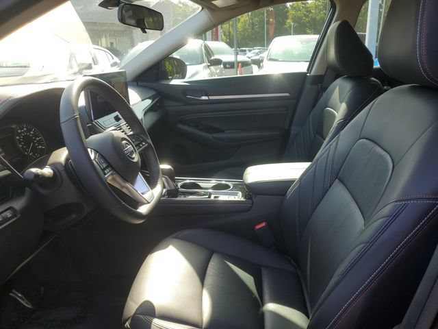 Certified 2023 Nissan Altima 2.5 SR w/ SR Premium Package AWD/4WD image 14