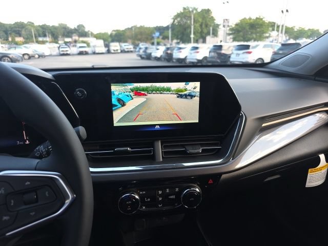 New 2026 Chevrolet Trax ACTIV w/ Driver Confidence Package FWD image 21