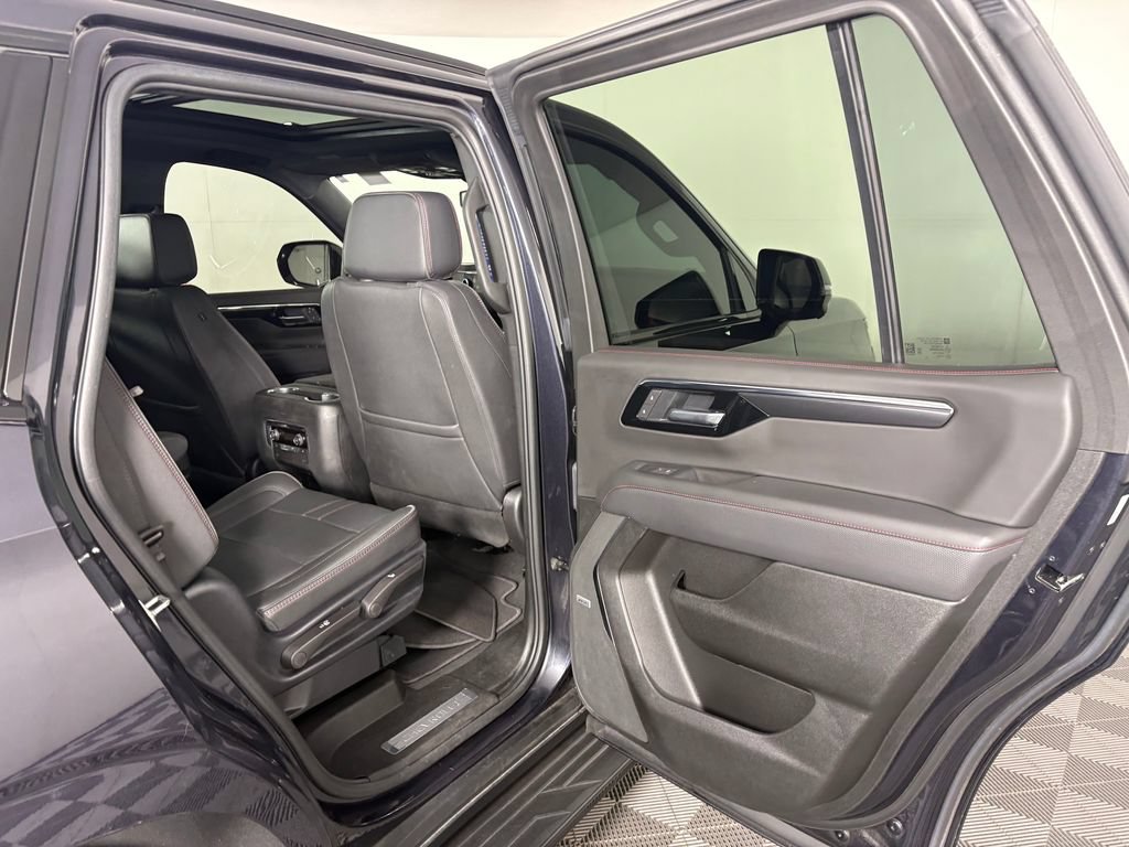 Used 2025 Chevrolet Tahoe RST w/ Comfort Package AWD/4WD image 36