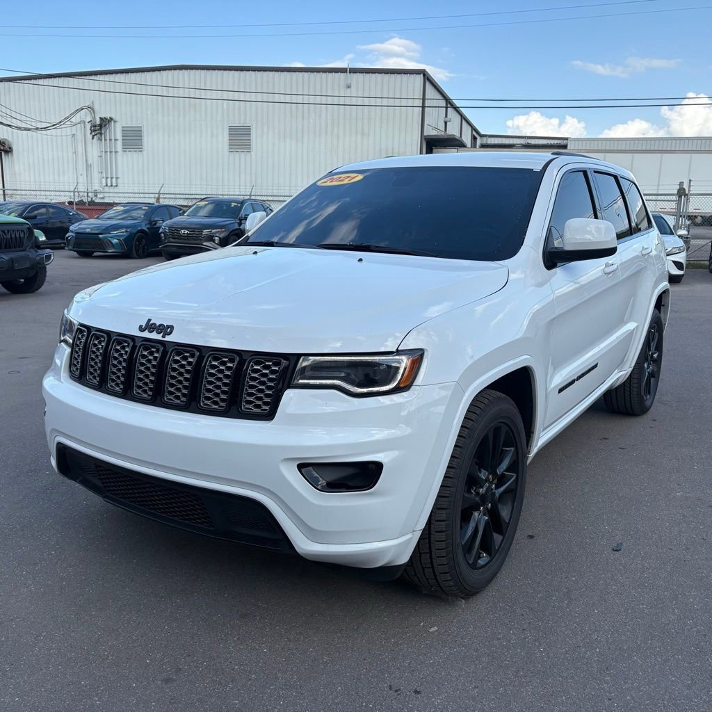 Used 2021 Jeep Grand Cherokee Laredo X RWD image 7