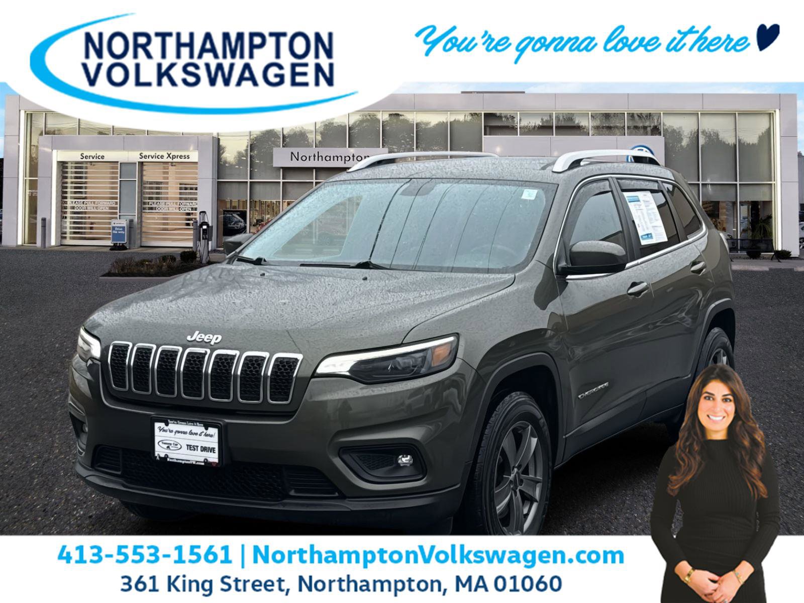 Used 2019 Jeep Cherokee Latitude Plus w/ Cold Weather Group image 1
