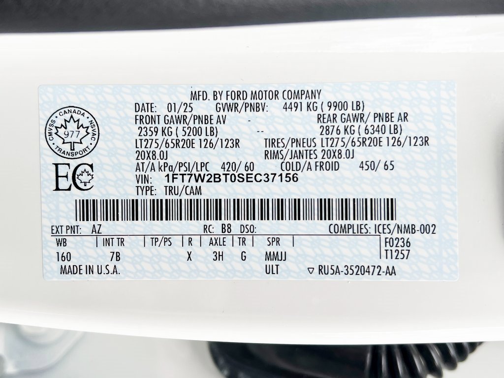 Used 2025 Ford F250 Platinum image 32