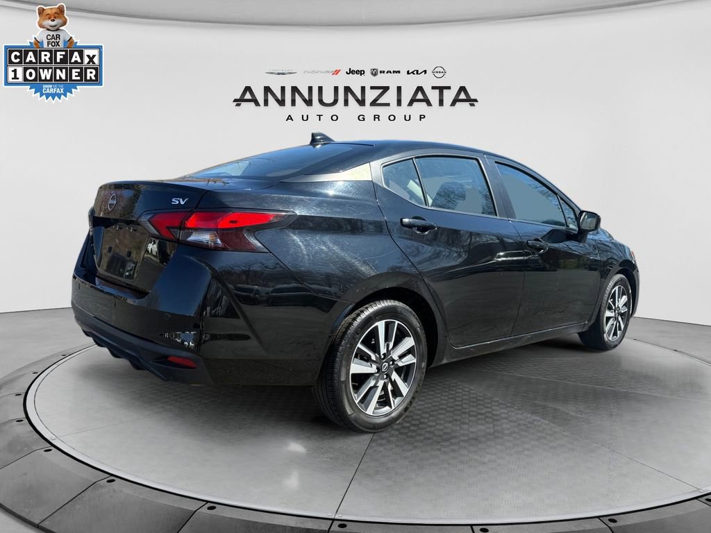 Used 2024 Nissan Versa SV FWD image 5