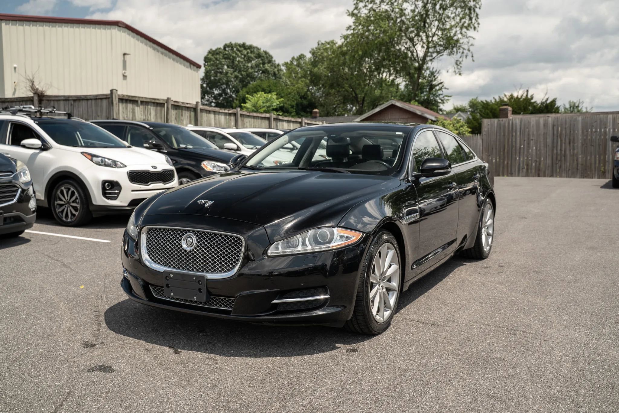 Used 2013 Jaguar XJ AWD image 5
