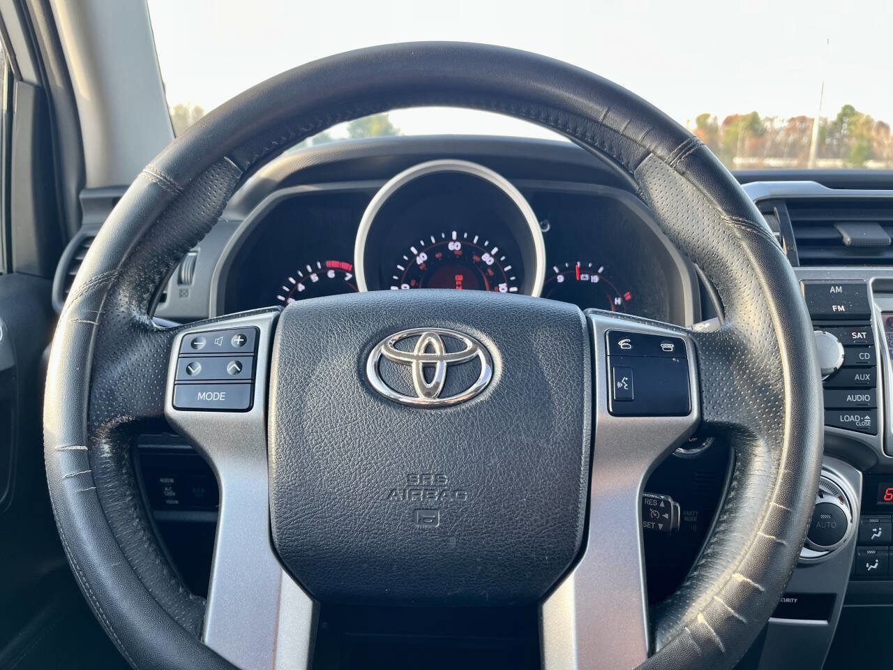 Used 2011 Toyota 4Runner Limited image 11