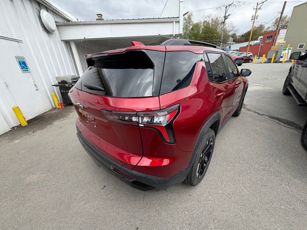 Used 2025 Chevrolet Equinox RS w/ LPO, Floor Liner Package AWD/4WD image 5