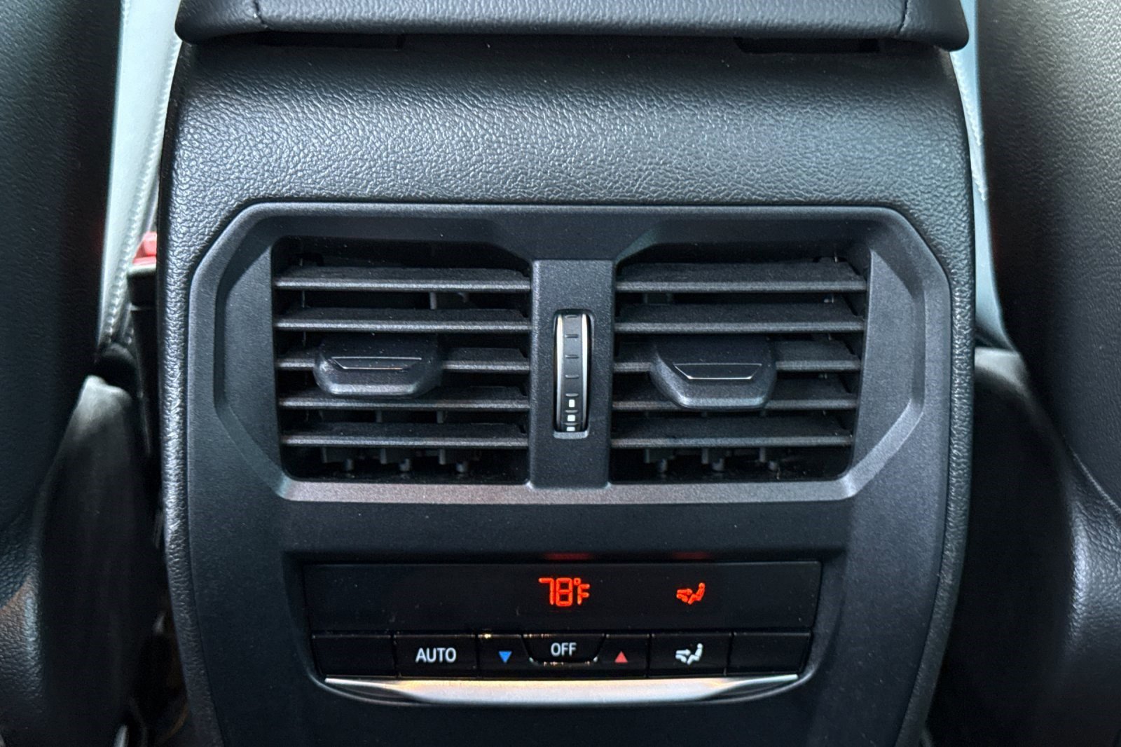 Certified 2023 BMW 330e w/ Convenience Package image 16