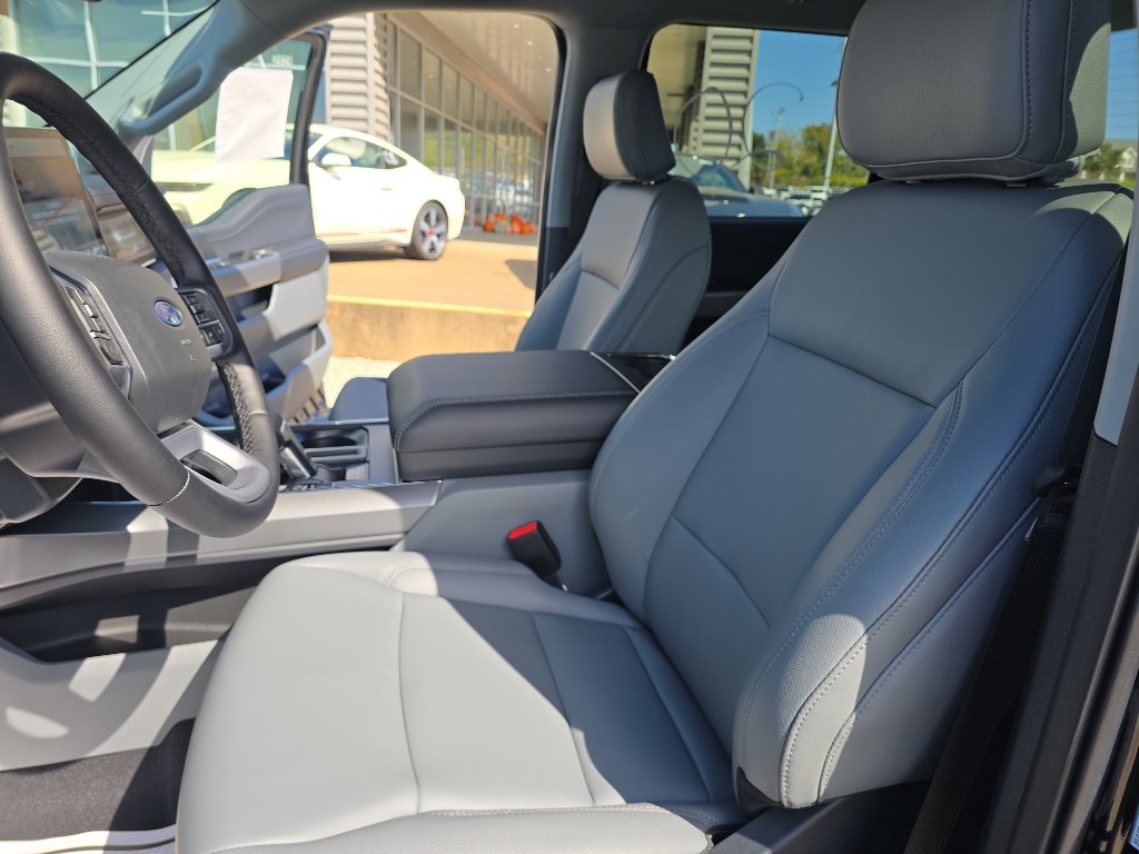 New 2025 Ford F150 Lightning Flash image 14