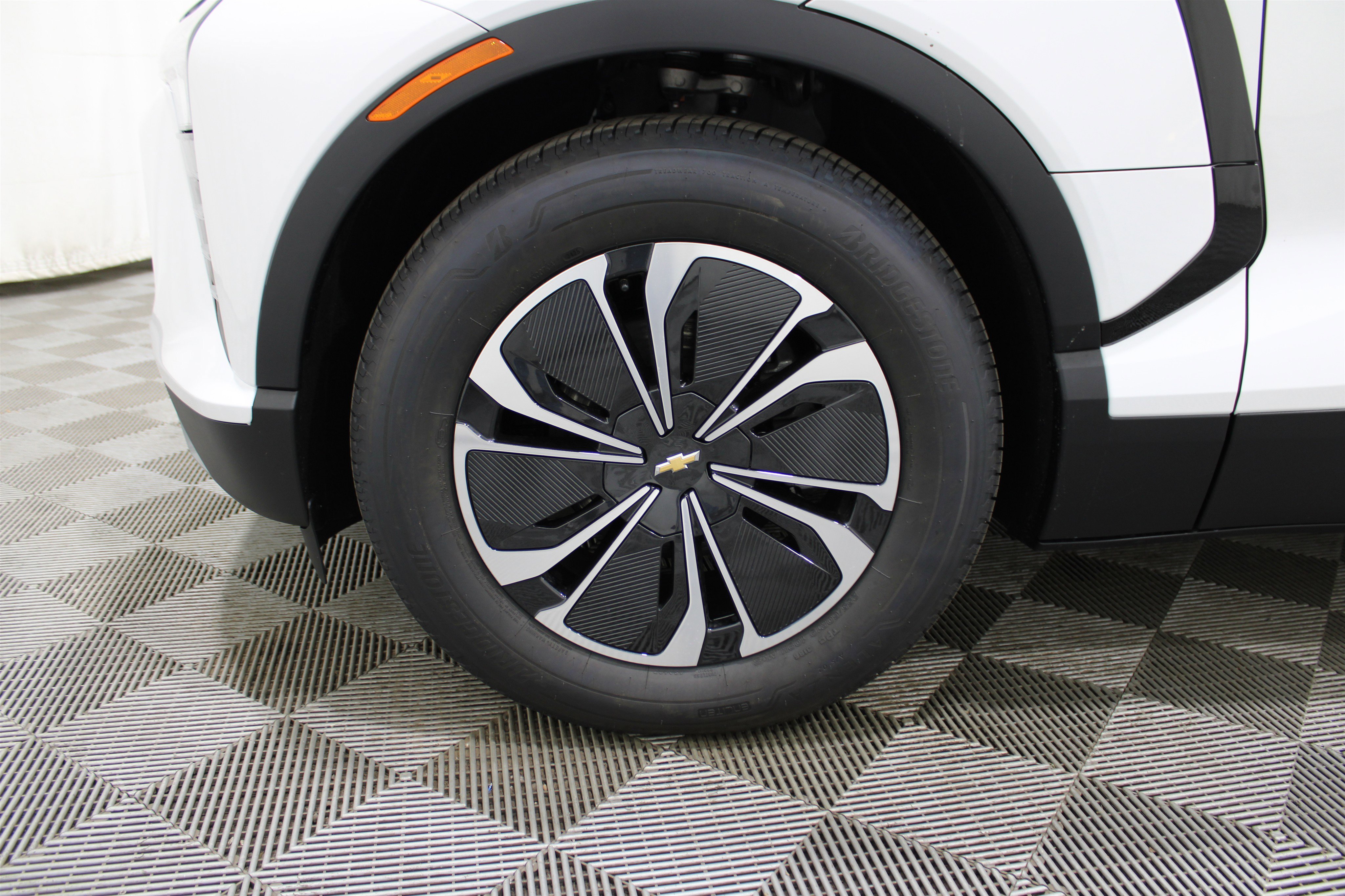 New 2026 Chevrolet Blazer EV LT image 39