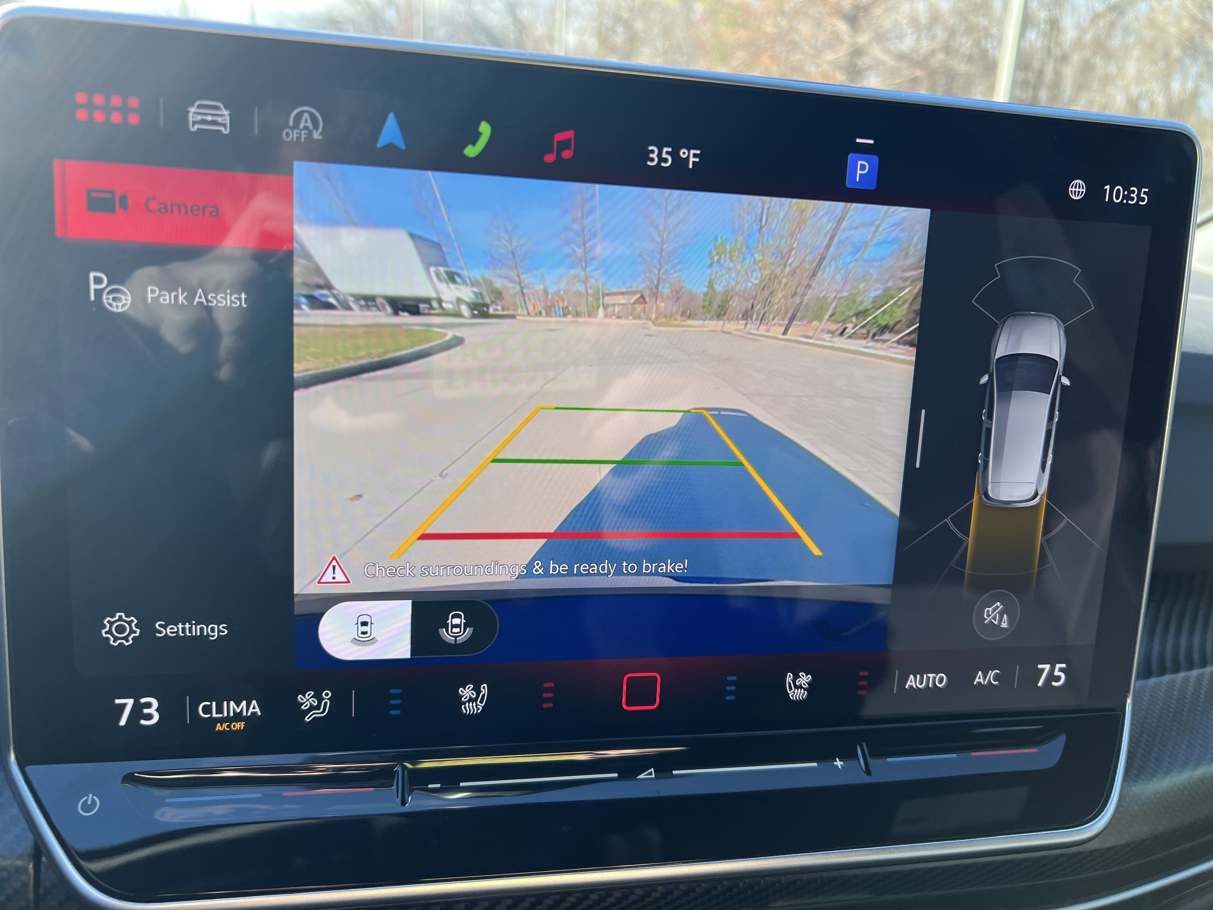 Certified 2025 Volkswagen Golf R Black Edition image 23