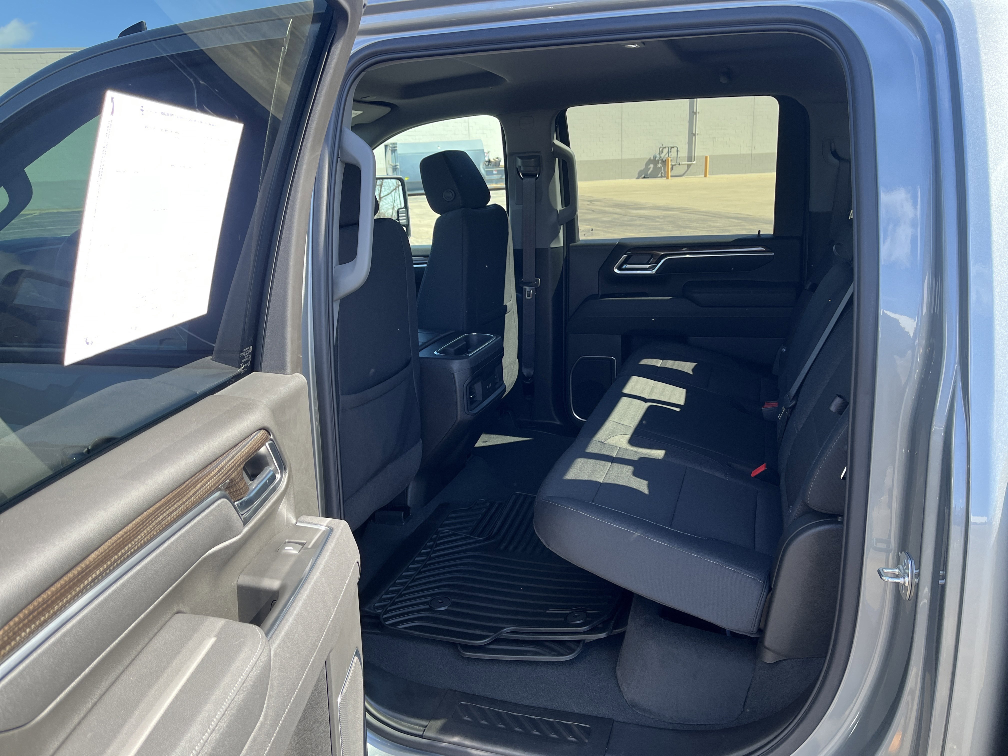 Used 2025 Chevrolet Silverado 2500 LT image 13