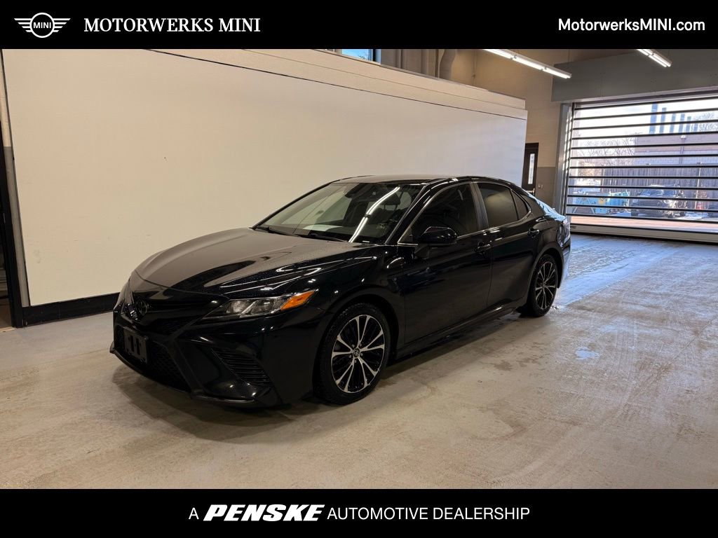 Used 2019 Toyota Camry SE