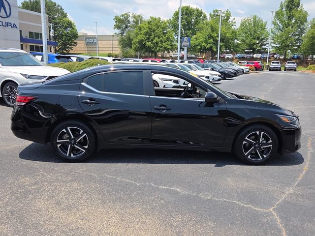 Used 2024 Nissan Sentra SV FWD image 14
