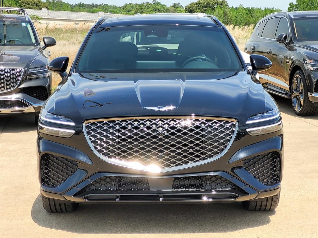 Used 2025 Genesis GV70 2.5T w/ Sport Prestige Package image 2