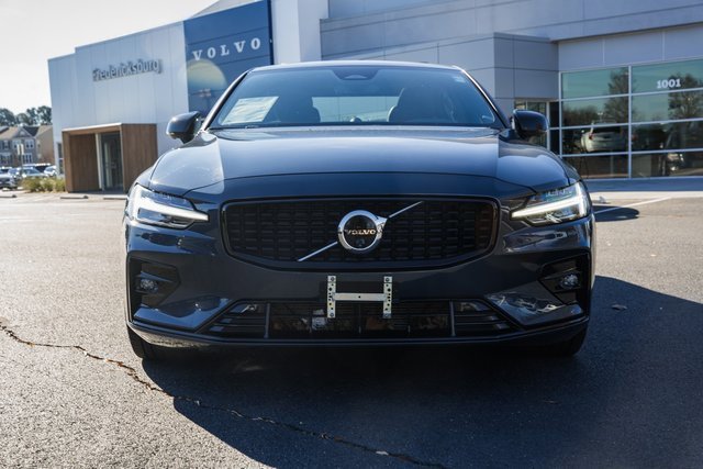 Certified 2024 Volvo S60 B5 Ultimate image 3