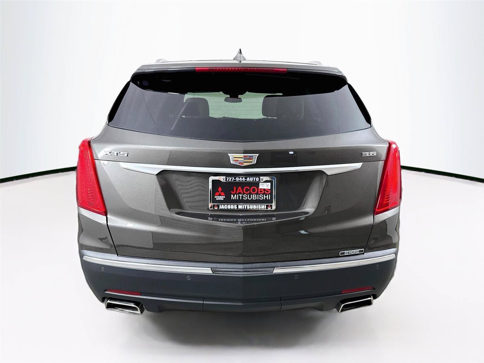 Used 2019 Cadillac XT5 Luxury FWD image 4