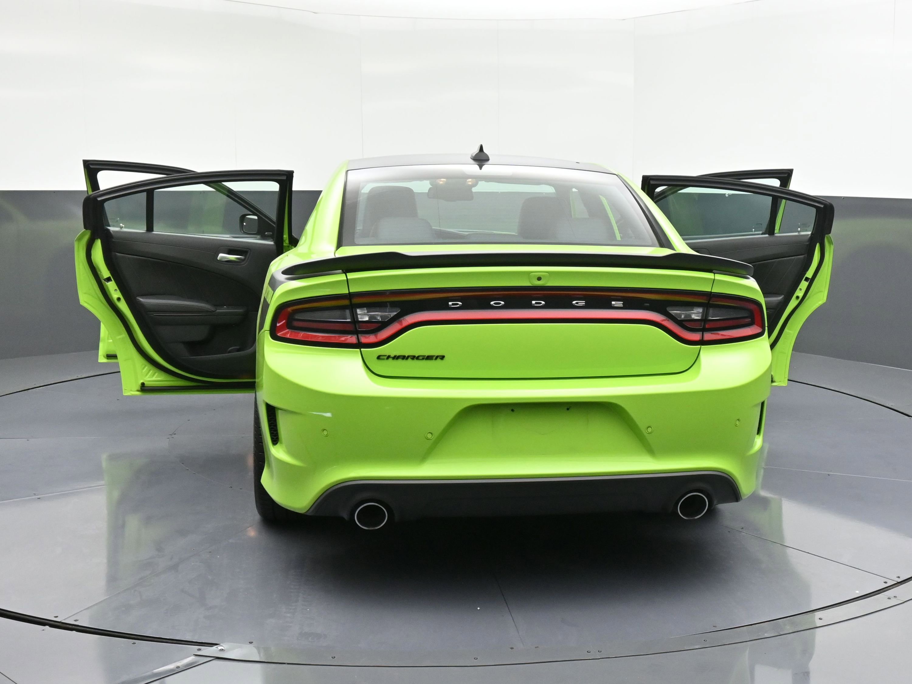 Used 2023 Dodge Charger Scat Pack w/ Daytona Edition Group image 42