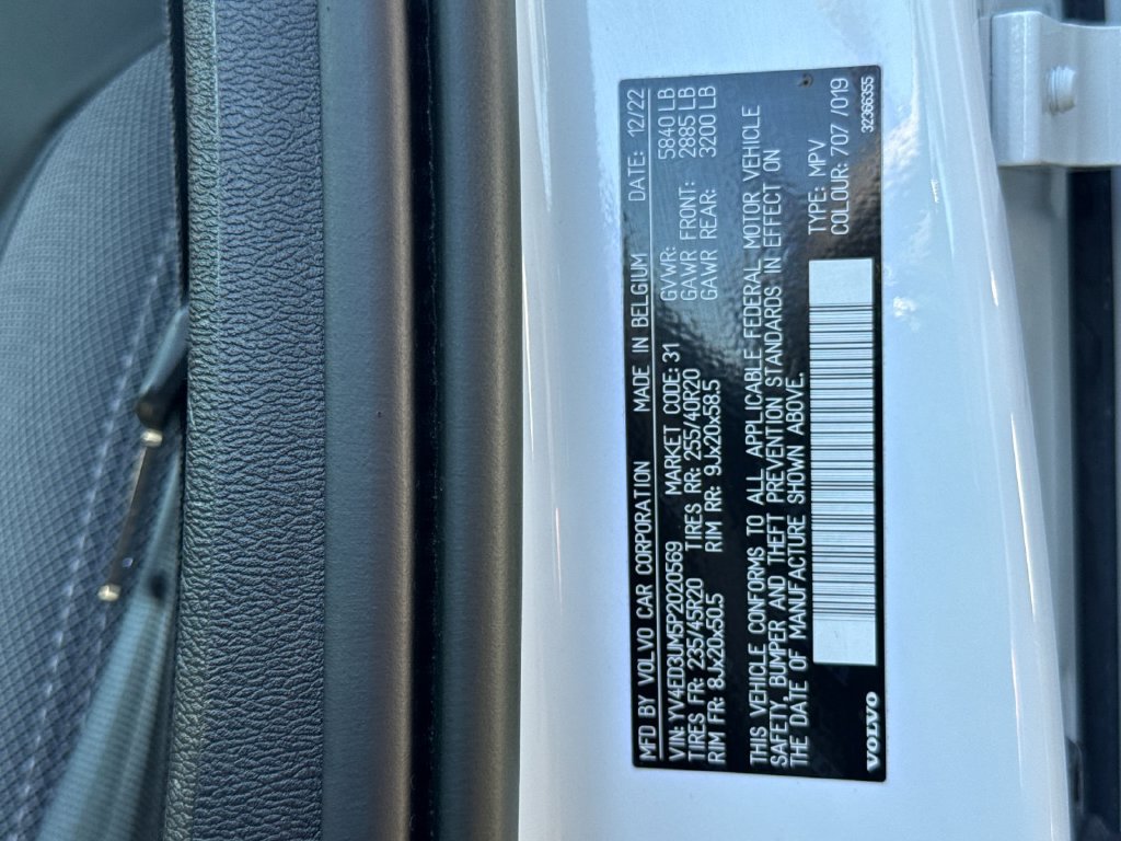 Certified 2023 Volvo XC40 Recharge Ultimate AWD/4WD image 27