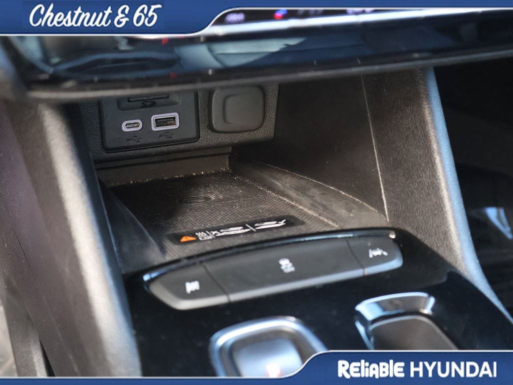 Used 2023 Chevrolet Bolt EUV Premier w/ Sun & Sound Package FWD image 39