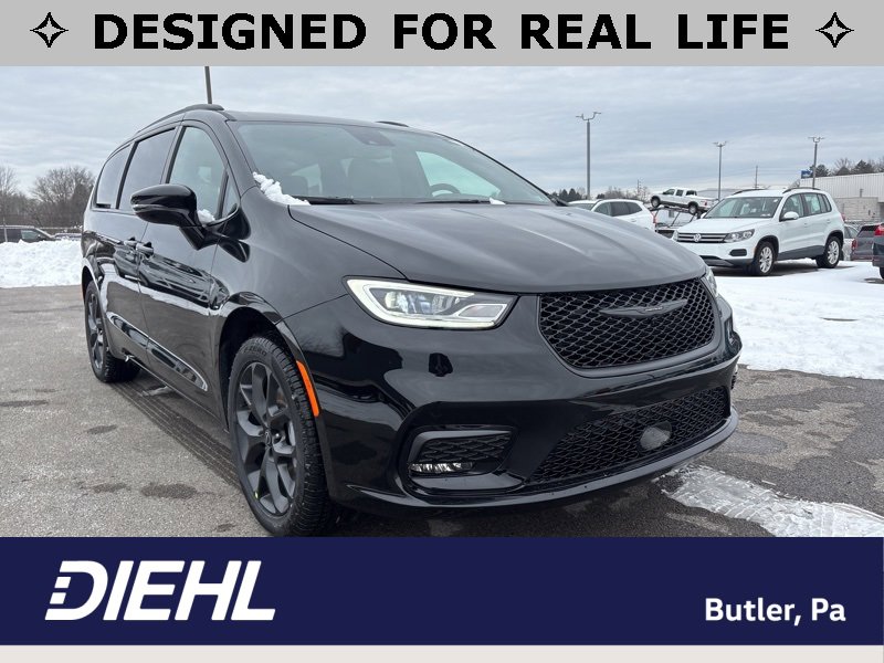 New 2026 Chrysler Pacifica Select w/ S Appearance Package image 1