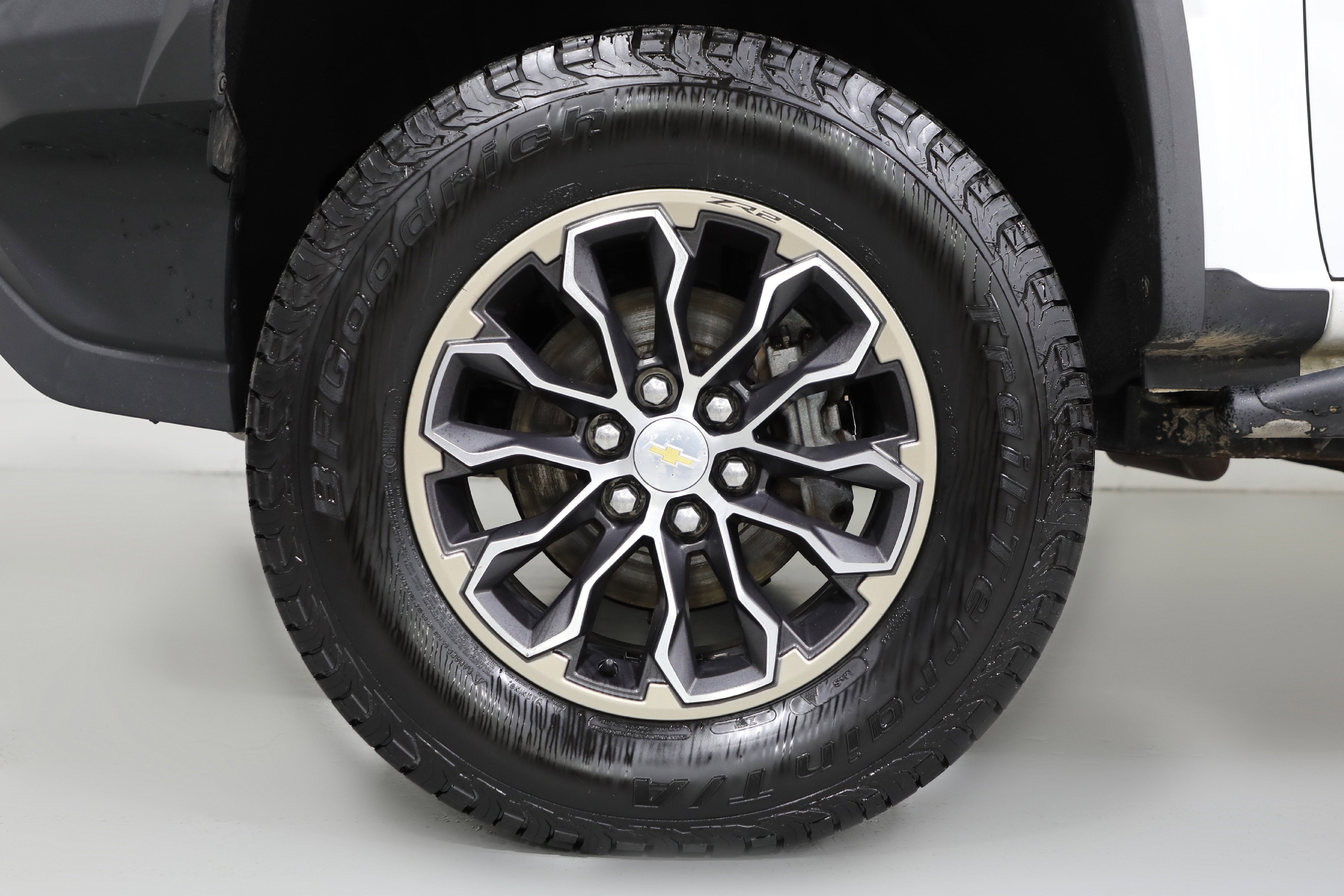 Used 2018 Chevrolet Colorado ZR2 image 25