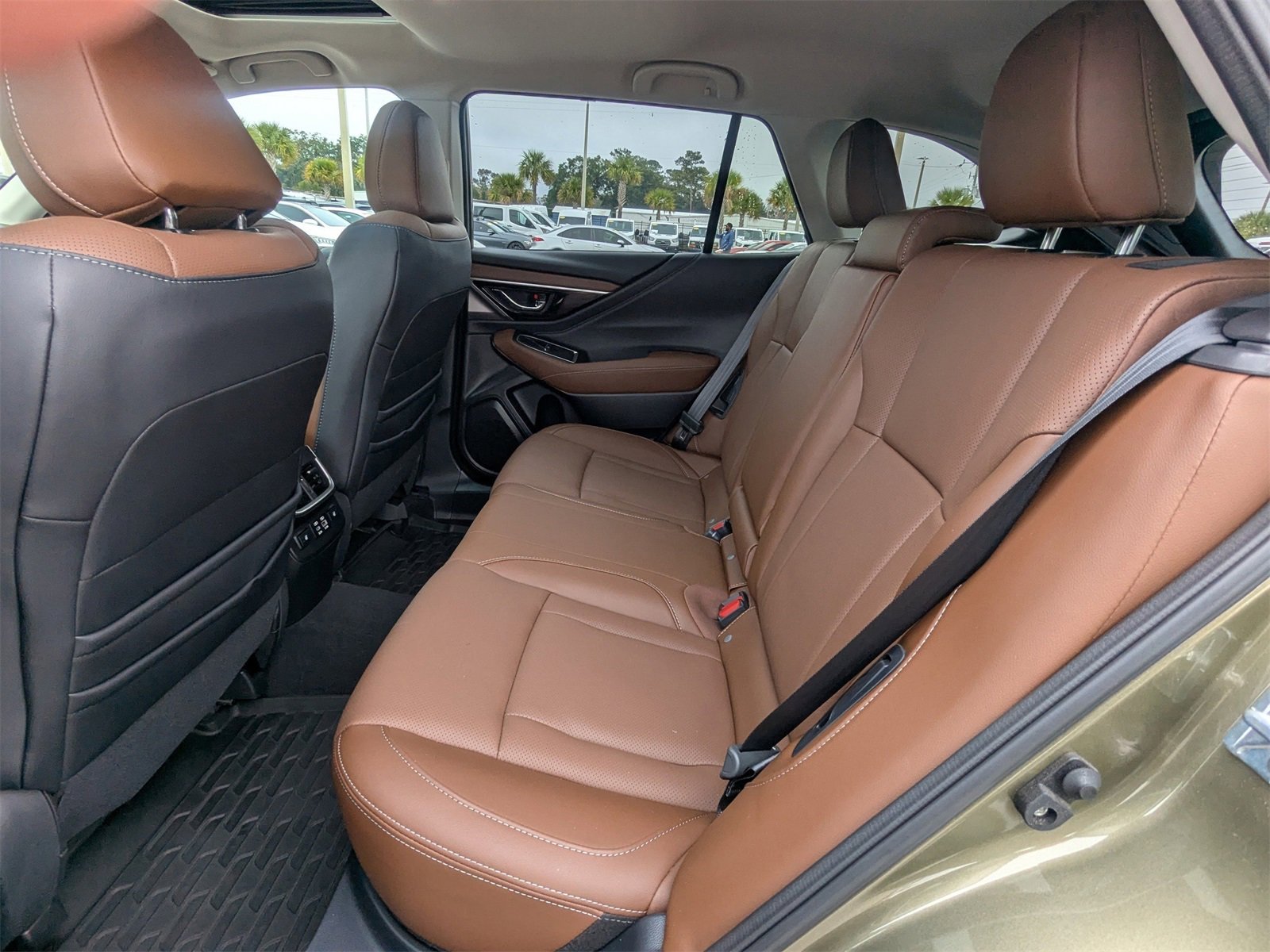 Used 2025 Subaru Outback Touring XT image 15