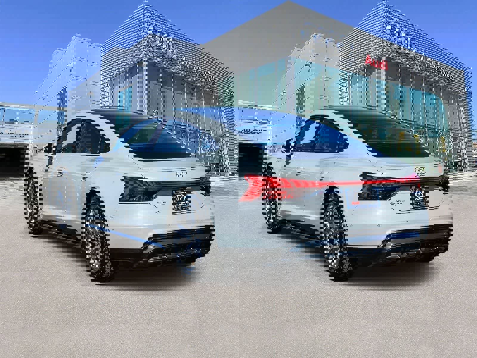 Certified 2023 Audi e-tron GT Prestige w/ Prestige Package video 2