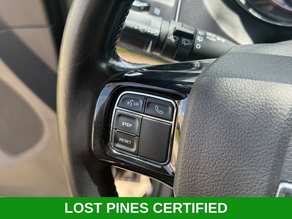 Used 2020 Dodge Grand Caravan SE FWD image 13