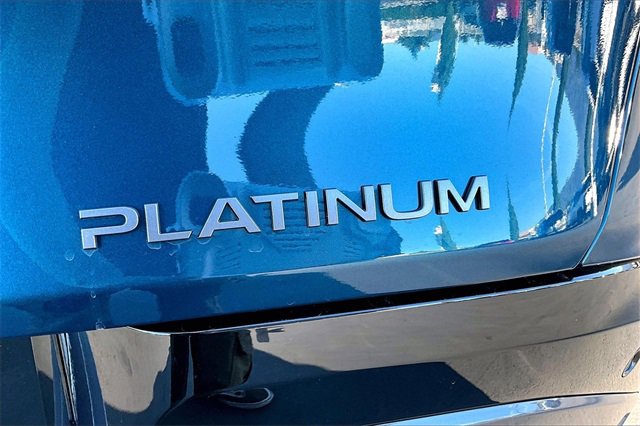 New 2026 Nissan Murano Platinum image 8