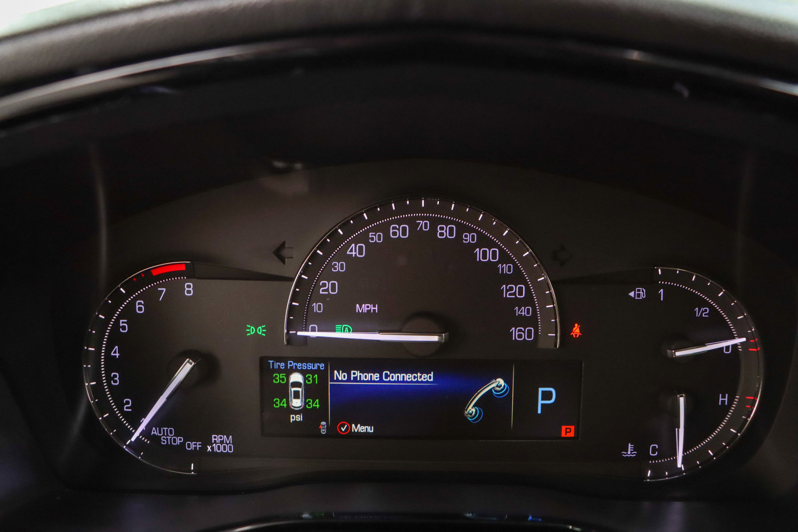 Used 2018 Cadillac XT5 Luxury w/ Driver Awareness Package image 15