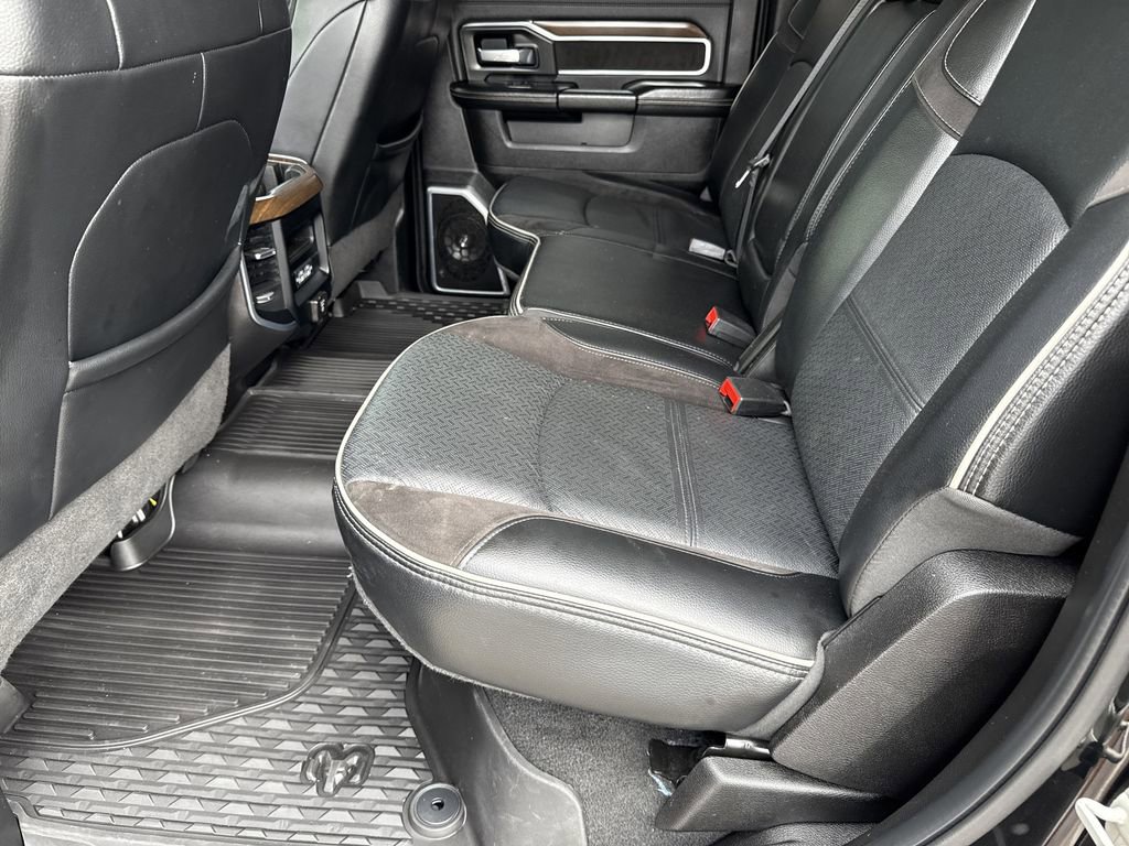 Used 2024 RAM 3500 Laramie image 26