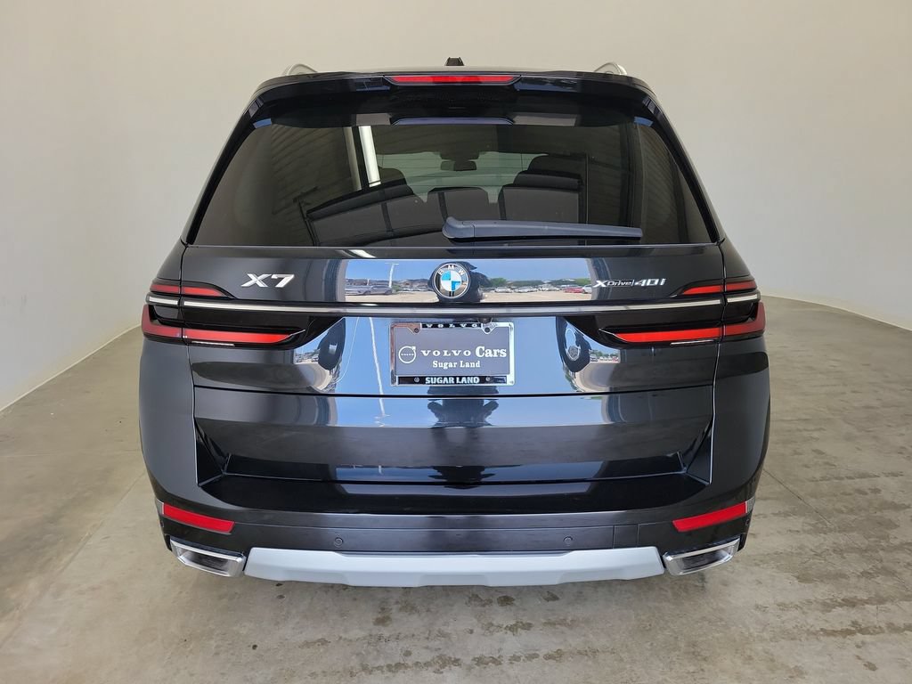 Used 2024 BMW X7 xDrive40i AWD/4WD image 6