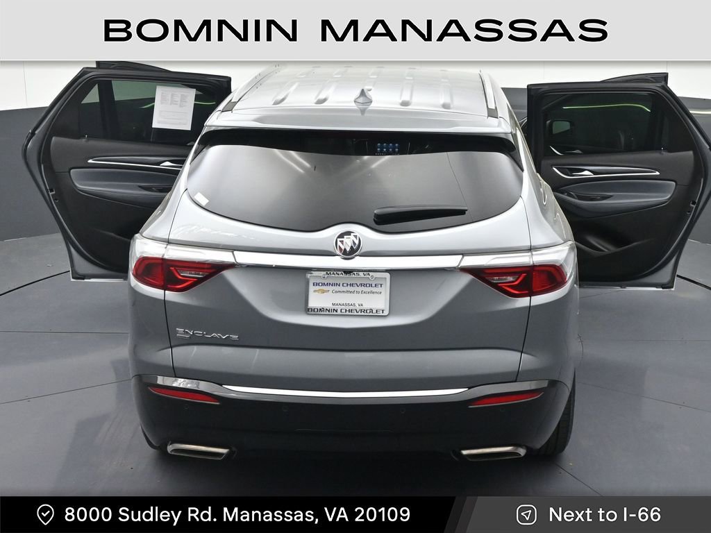 Used 2023 Buick Enclave Essence image 43