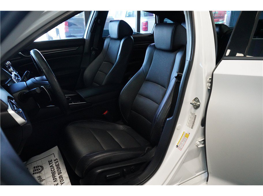 Used 2019 Honda Accord Sport image 11