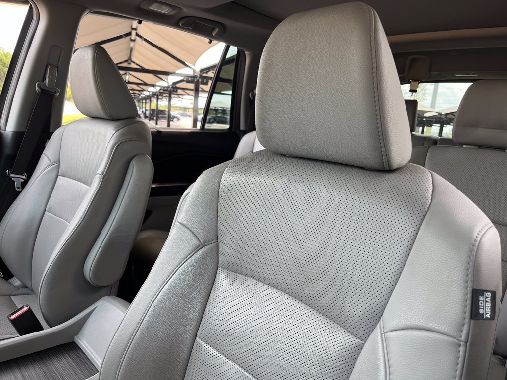 Used 2017 Honda Pilot Elite image 27