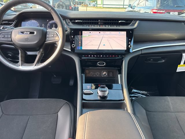 New 2027 Jeep Grand Cherokee L 4WD image 11